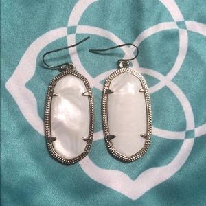 Kendra Scott Elle Earrings